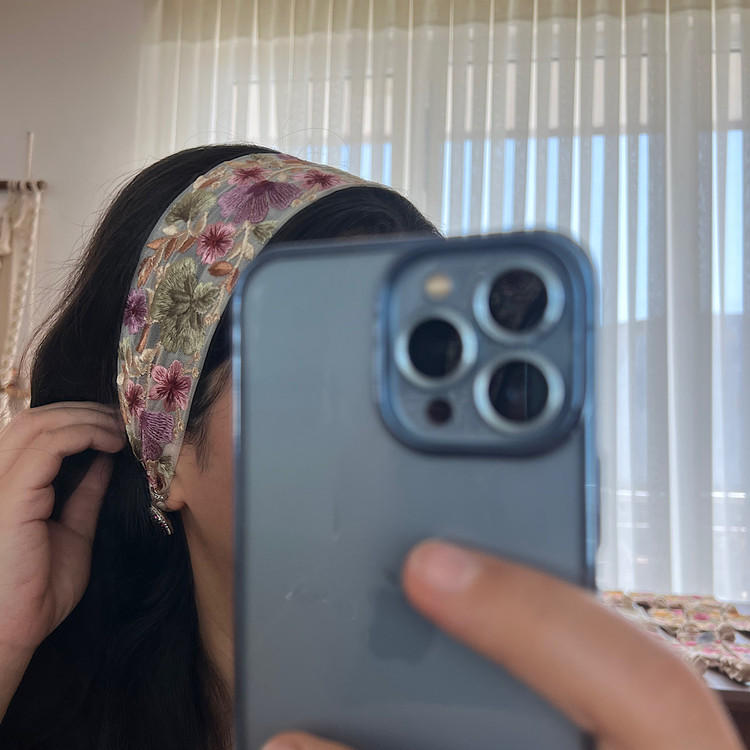 هدبند سوزندوزی