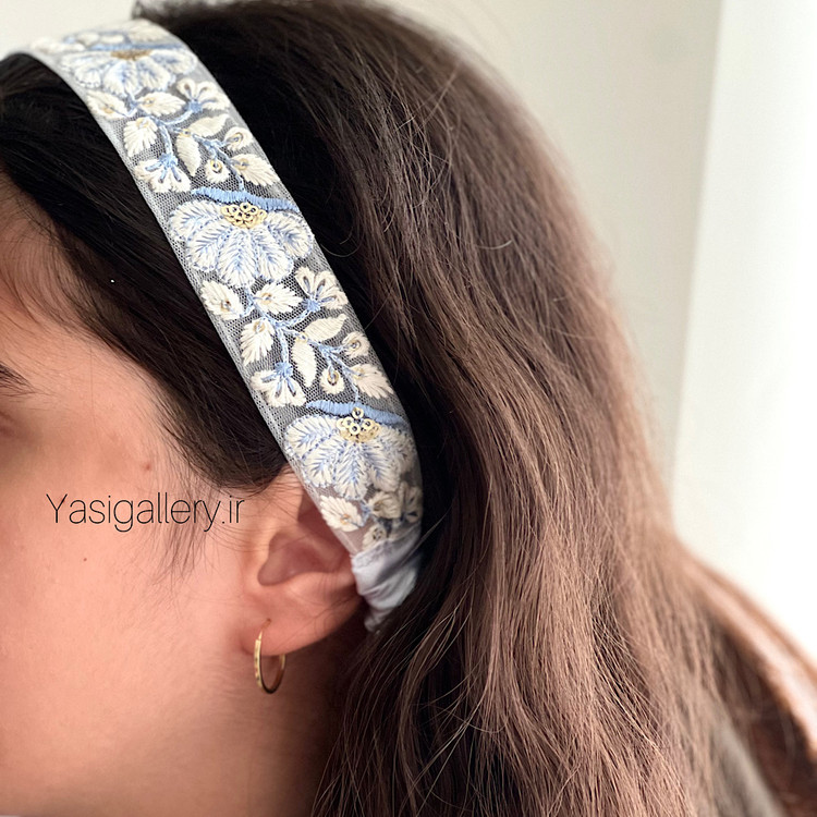 هدبند سوزندوزی طرح طاووس نمای نزدیک دوخت یاسی گالری