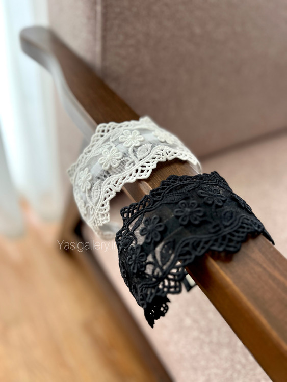 تل سر گیپوری گلبرگ سفید و مشکی یاسی گالری